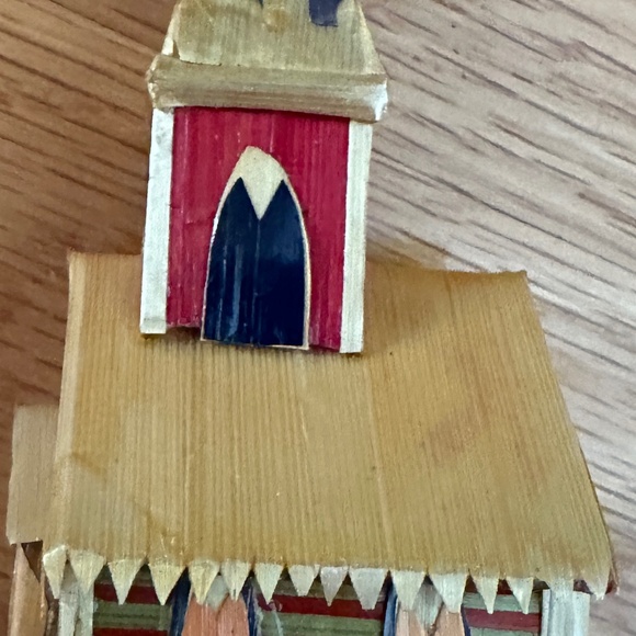 Vintage Wood Veneer Christmas Tree Ornaments Balloon Santa Parachute Church - Picture 14 of 16